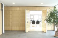 Mobilwand Akustikoberfläche